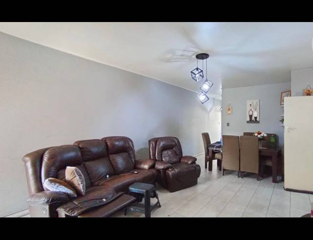 2 BEDROOM APARTMENT FOR SALE IN MUSGRAVE